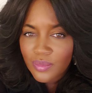 Meet your Posher, Tonya